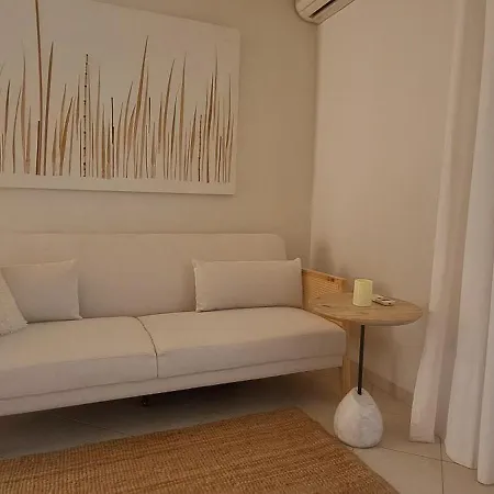 Ostria Linamare Apartment