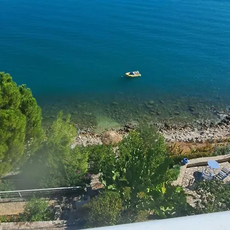 Διαμέρισμα Ostria Linamare *