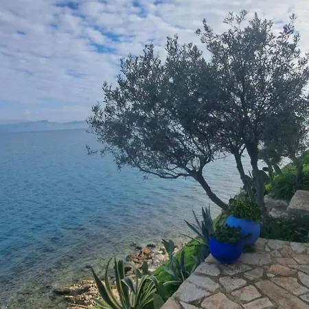 公寓 Ostria Linamare Kivérion